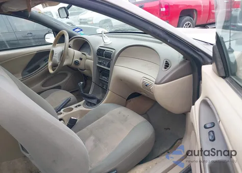 2002 Ford Mustang z USA, uszkodzony, nr VIN 1FAFP40442F174840